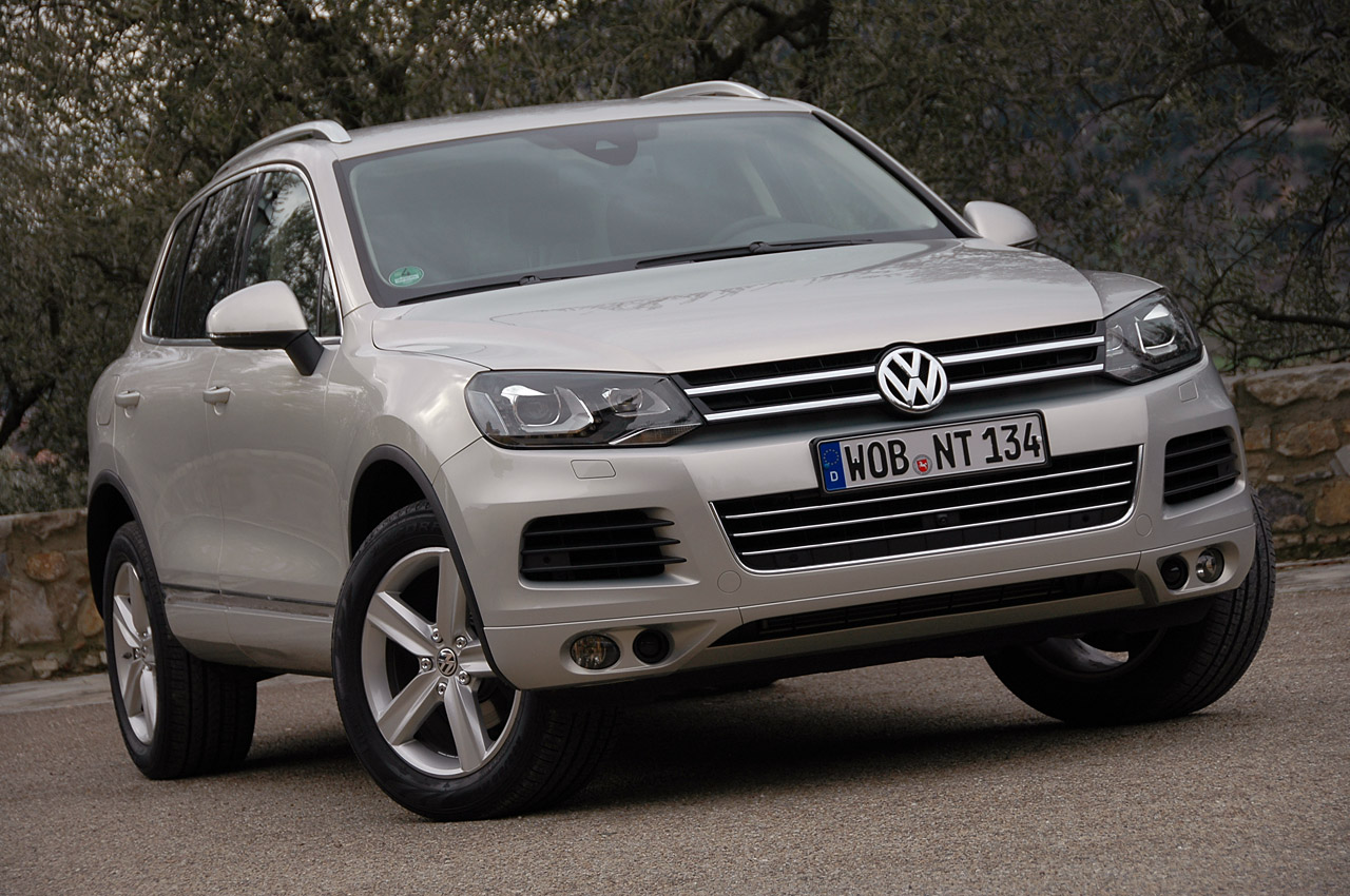 صور بكل التفاصيل للـ Volkswagen Touareg 03vwtouaregfd2011