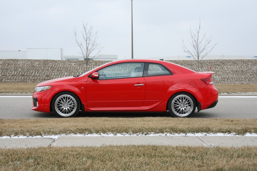 Kia Forte Koup R Package (Official From Canadian Dealers) Koup-side