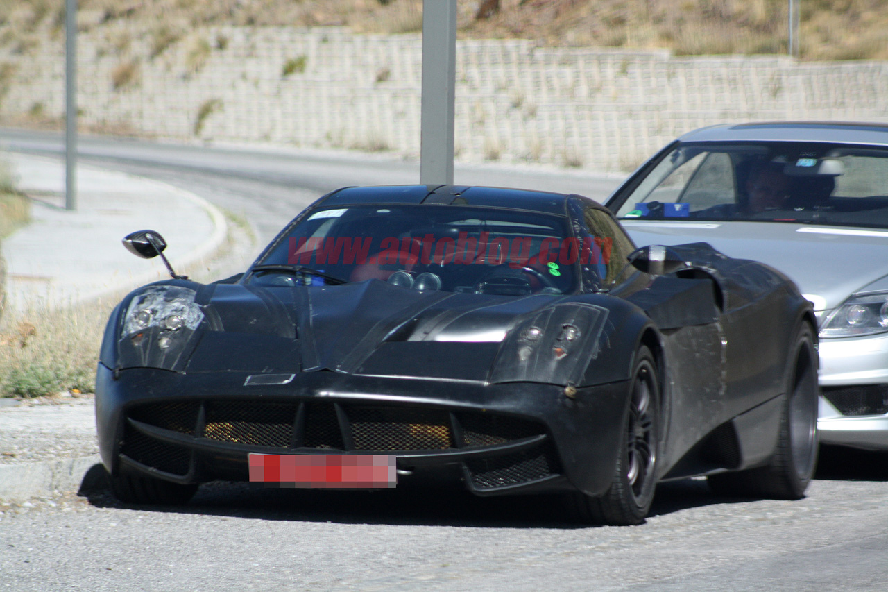 2010 - [Pagani] Huayra C9 - Page 3 04-pagani-c9-spy-shots