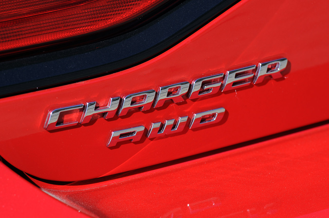 تجربة [ 2011 Dodge Charger ] 22-2011-dodge-charger-first-drive