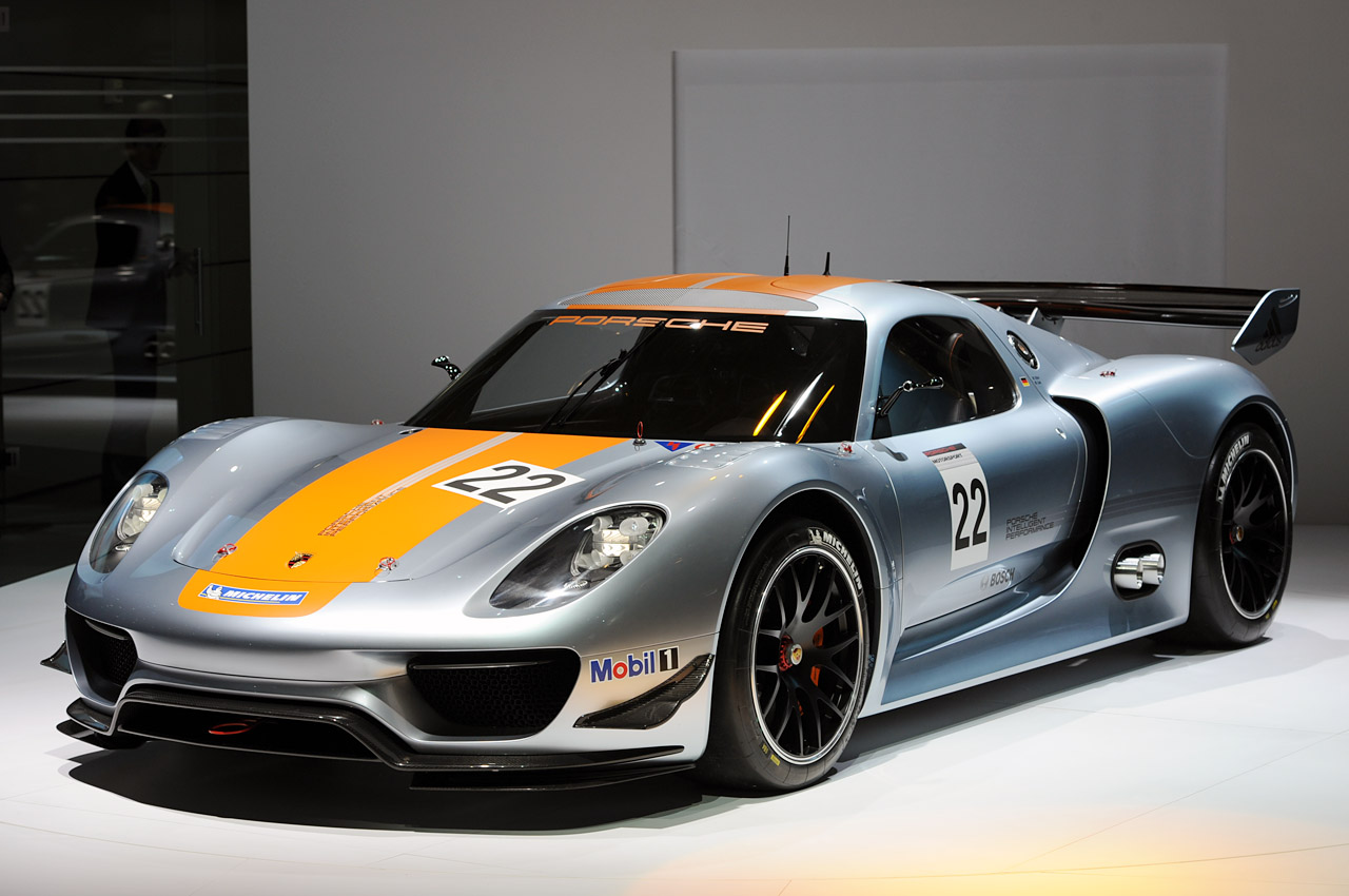 Porsche revela 918 RSR 03-porsche-918-rsr-live