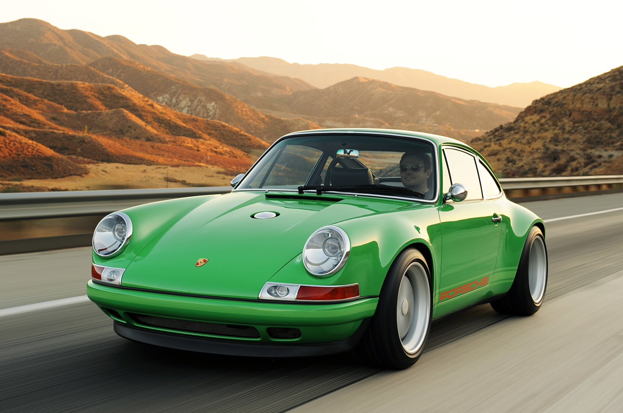 House of supercars - Page 3 01-singer-911-green