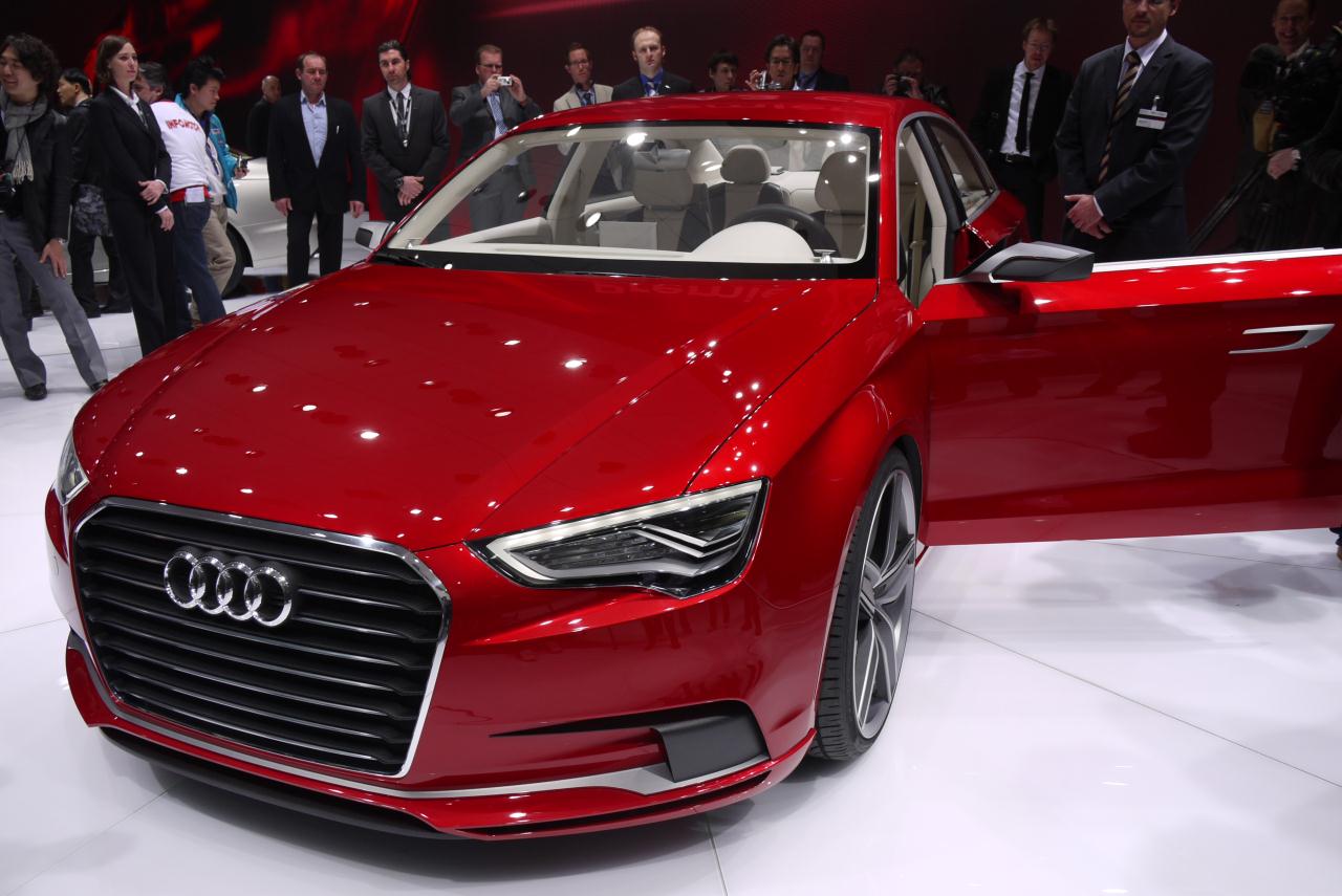 2011 - [Audi] A3 Concept - Page 2 07-audi-a3-sedan-live-geneva-2011