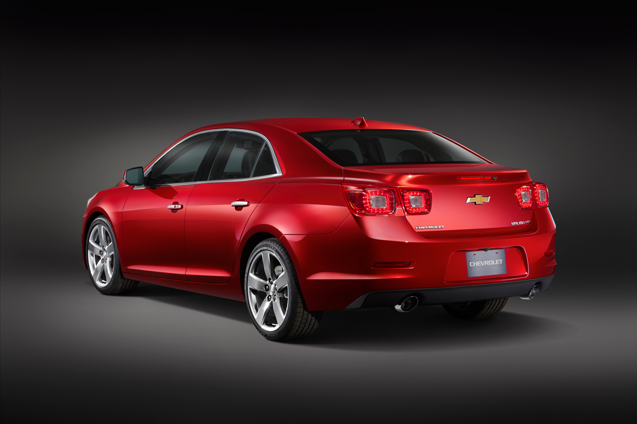 2011 - [Chevrolet] Malibu (Epica II) - Page 3 002-2013-chevrolet-malibu-ltz