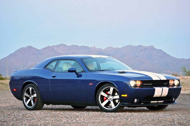  ][®][^][®][ موســتانـج VS تـشـالنـجر VS كـمــارو ][®][^][®][ Dodge-challenger-srt8-392