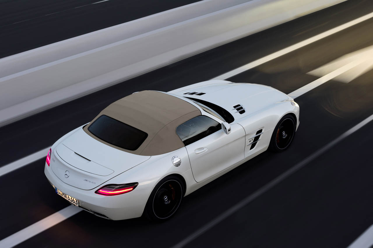 2012 Mercedes-Benz SLS AMG Roadster 23-sls-amg-roadsterofficial