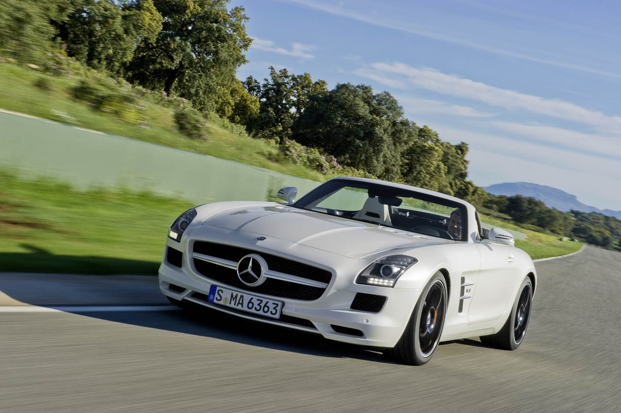 2012 Mercedes-Benz SLS AMG Roadster 37-sls-amg-roadsterofficial