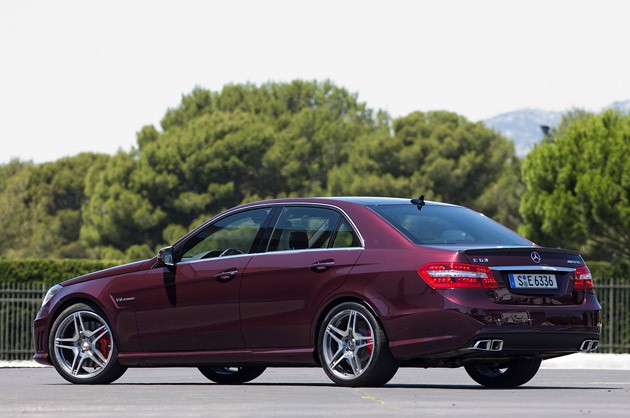 صور سيارة Mercedes-Benz E63 AMG 2012 Lead2-2012-mercedes-benz-e63-amg-fd