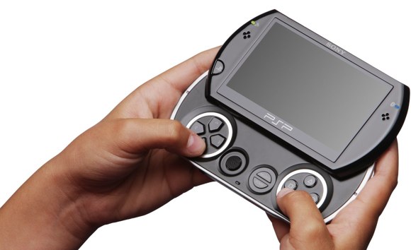 La PSP GO! en image ! Pspgohirez580