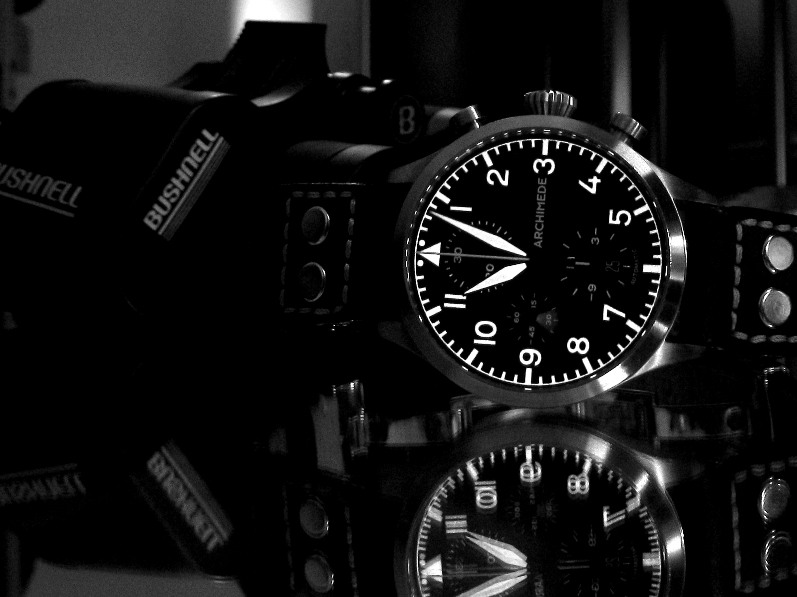 Mon Archimede Pilot Chrono - Page 2 Archi-Night