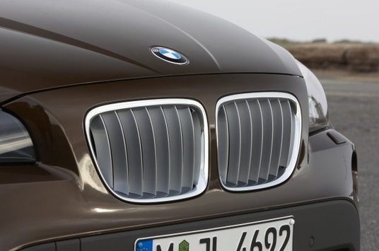 Nouveau BMW X1 Calandre_image_photo_leader_967