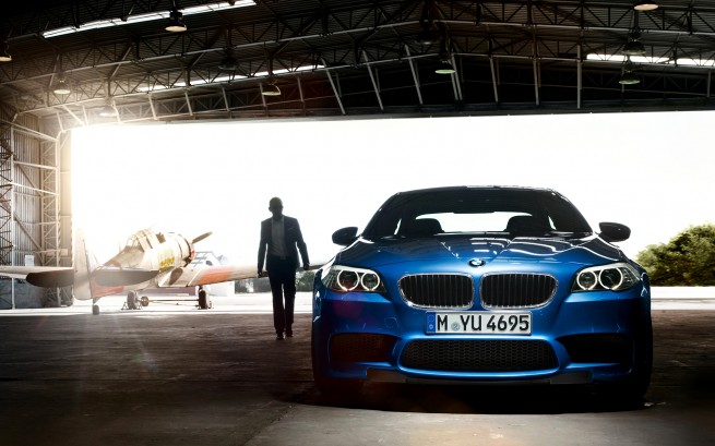 Nouvelle BMW M5  2012-bmw-m5-wallpaper-10-655x409