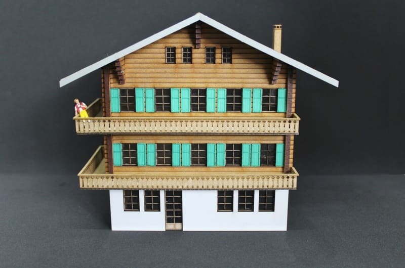 [Bois Modélisme] Chalet des Grisons [HO] BOIS_MODELISME_Chalet_de_montagne_chalet_modelisme_chalet_tourisme_chalet_miniature_Modelisme_HO_chalet_maquette_Chalet_187_modelisme_chalet_HO_chalet_HO_14