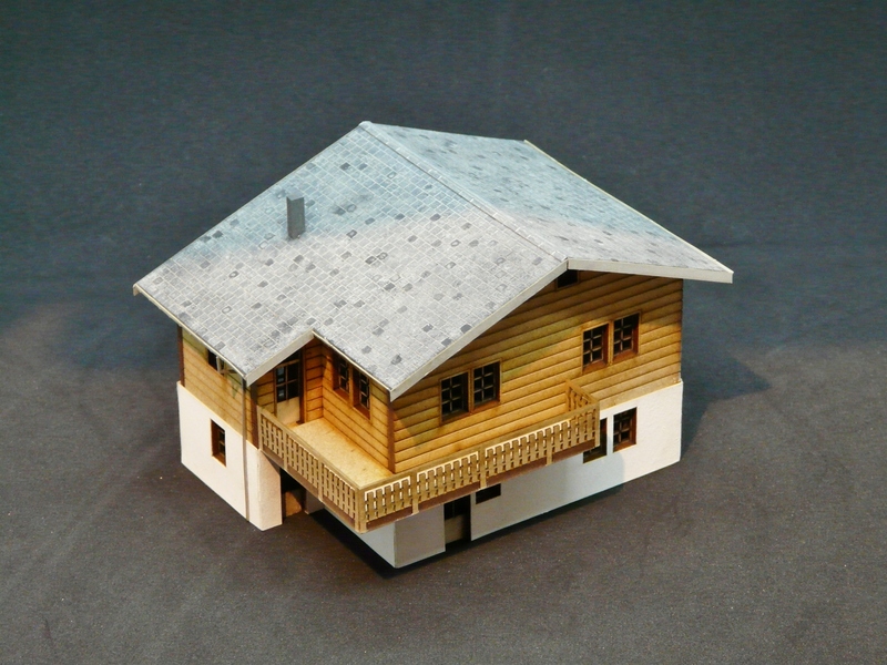 [Bois Modélisme] Chalet "Le Chamois d'Or" BOIS_MODELISME_Chalet_de_montagne_chalet_tourisme_chalet_miniature_Modelisme_HO_chalet_maquette_Chalet_187_modelisme_chalet_HO_chalet_HO_chamois_d_or_1