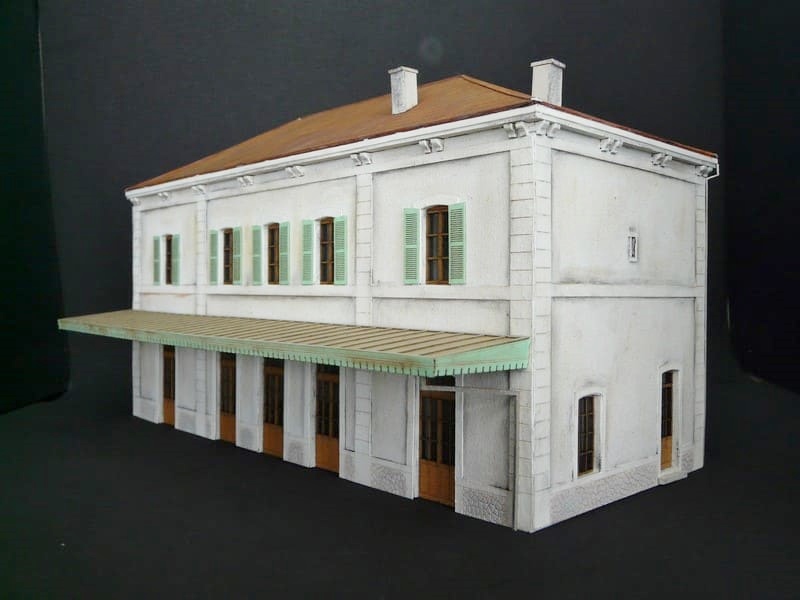 [Bois Modélisme] Gare PLM de seconde classe Gare_PLM_5_portes_gare_ho_gare_plm_seconde_classe_maquette_decoupe_laser_gare_5_portes_ho_Maquette_gare_ho_maquette_ho_maquette_ho_train_bois_modelisme