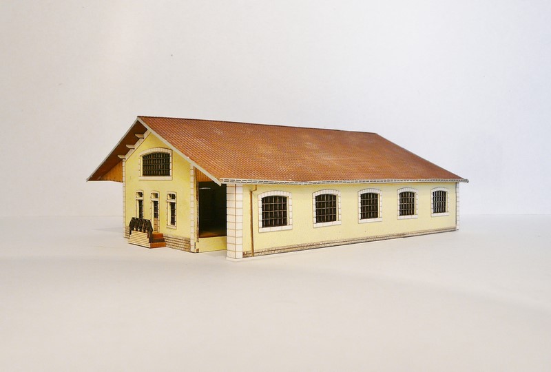 [Bois Modelisme] Halle PLM 5 Portes à l'échelle N Bois_modelisme_Halle_N_halle_marchandises_plm_halle_marchandise_plm_n_halle_marchandise_n_halle_marchand_9