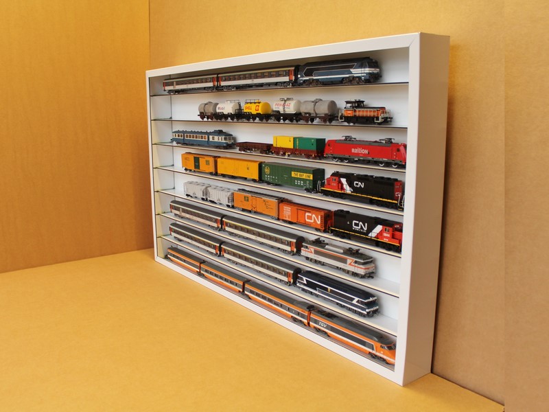 [Bois Modélisme] Vitrines aluminium pour trains HO Vitrine_train_electrique_vitrine_train_miniature_vitrine_murale_miniature_collection_train_auto_vitrine_mural_vitrine_train_ho_vitrine_pour_jouet_4