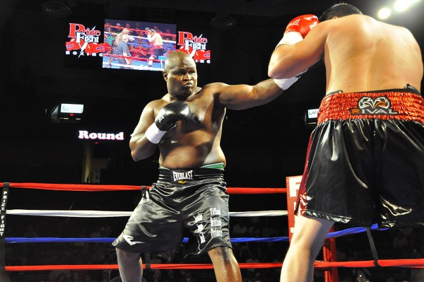 Fat-Toney 04-5th%20fight%20pictures%20242