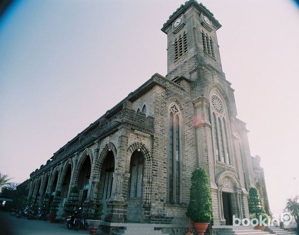 Tour du lịch Nha Trang - Thành phố biển gọi Nha-tho-nui