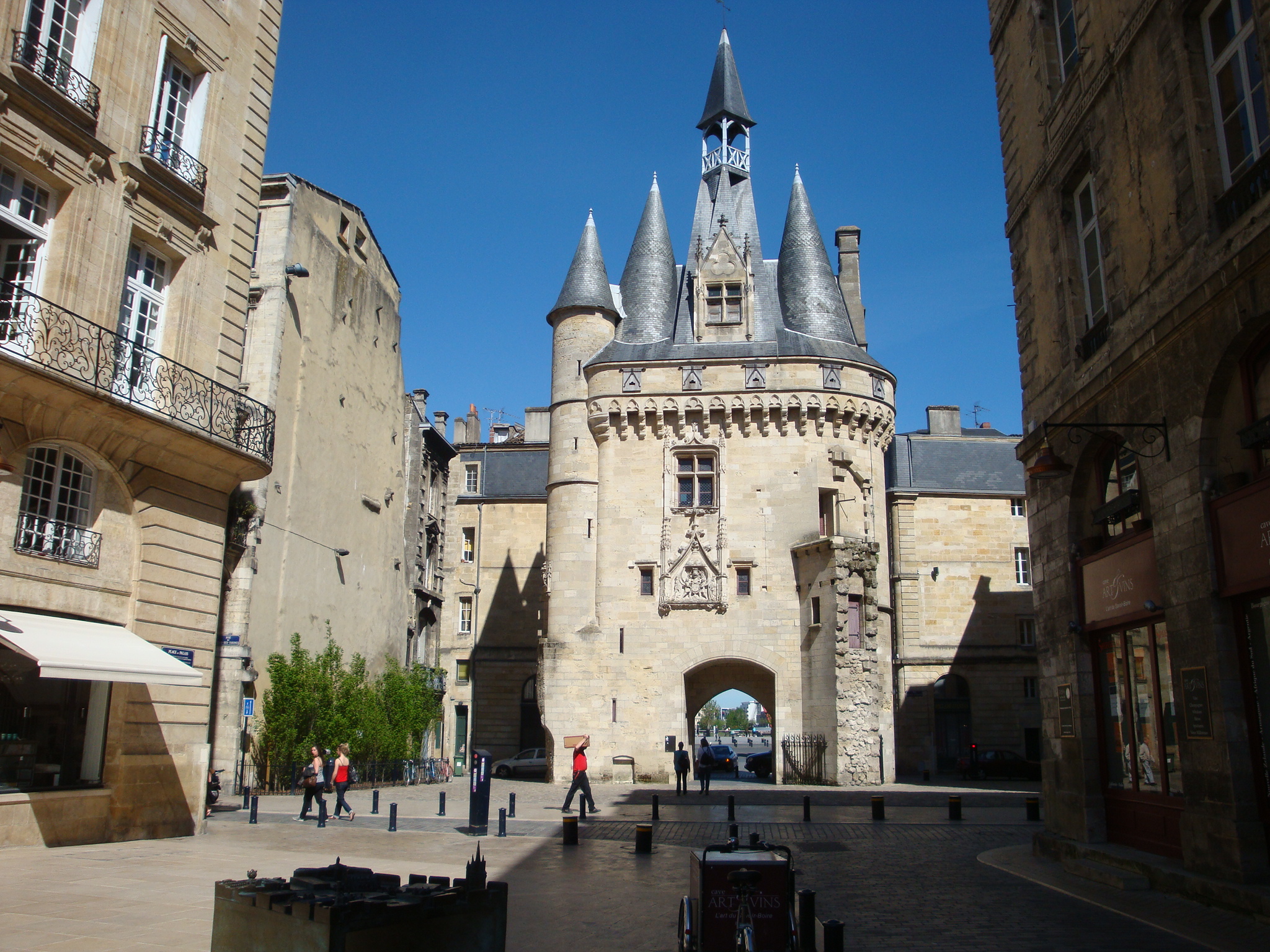 La ville de BORDEAUX  Expo-Reichen-suite-6-avril-2011-006