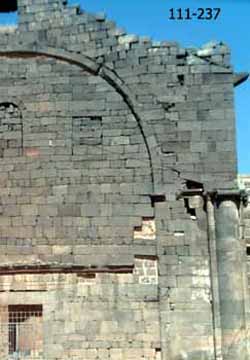 بصرى الشام Basilica-southwest-wall