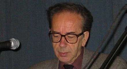 Dy shtete shqiptare në Ballkan, fitore për shqiptarët 242Ismail_Kadare