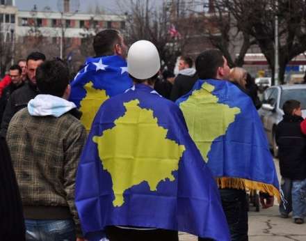 Në Kosovë festohet e pushohet 110 ditë brenda vitit Foto%20festa