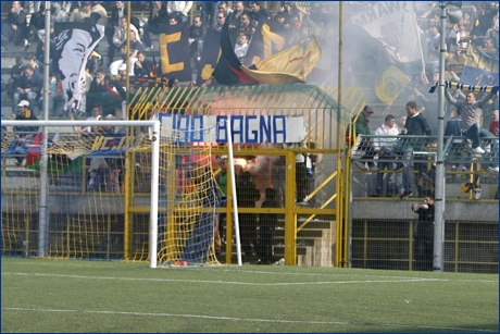 Le Mouvement Ultra en Italie - Page 25 Striscioni26