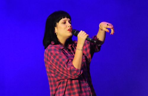 Lily Allen neće se udavati trudna jer ne želi da bude debela mlada Lily-Allen-00012