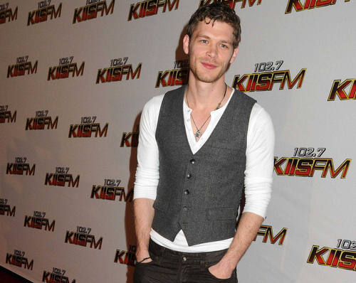 Robert Pattinson misli da bi bio nula bez “Sumraka”, Joseph Morgan se slaže Joseph_Morgan_02