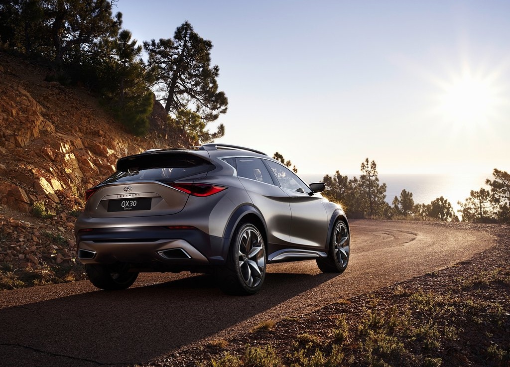 Infiniti QX30 : le crossover compact disponible en 2016 (+ photos) Infiniti-QX30-Concept-2015-91