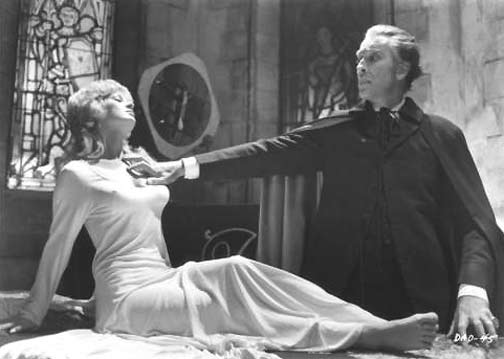 Dracula 73 - 1972 - Alan Gibson  Christopherlee4