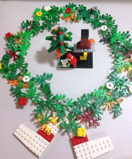 2012 Christmas MOCs Wreath