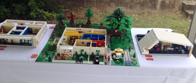 Hummingbird House in LEGO Bricks Img_2939