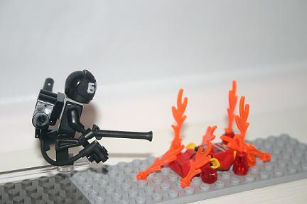 The First of my Metal Gear Minifigs: The Fury The_fury_victim