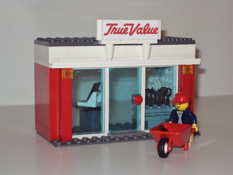 MOC - True Value Hardware Store & other US style builds True_value_us_mini_store_01