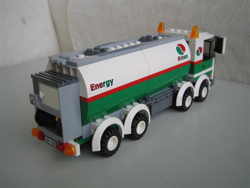 Review - 3180 Tank Truck Tanker03