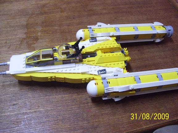 Review on set 8037 Anakin's y-wing. 100_1192
