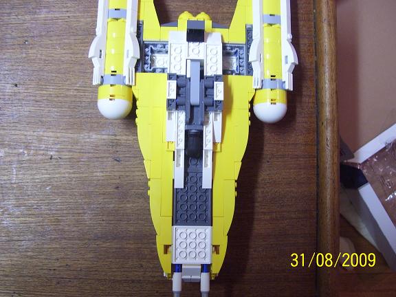 Review on set 8037 Anakin's y-wing. 100_1202