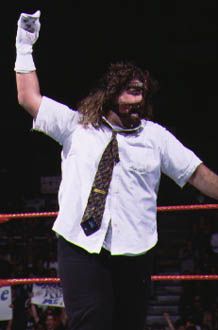 Resultados Survivor Series (Boston, Massachusets) [TD Garden] Mankind_with_socko