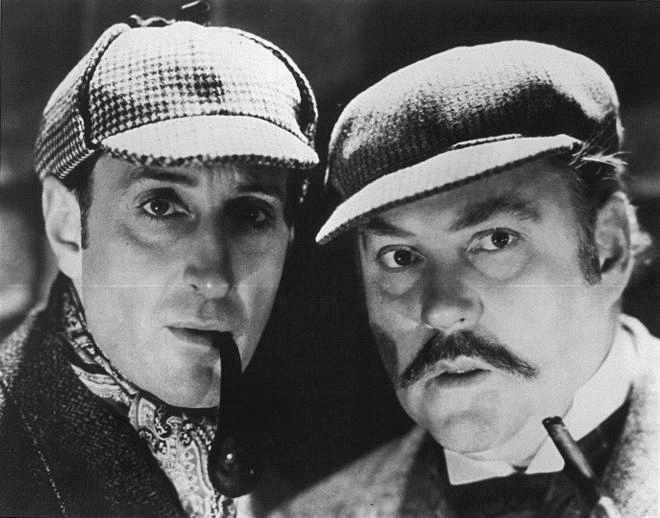 [ARTIGO] Sherlock Holmes Basil_rathbone_2