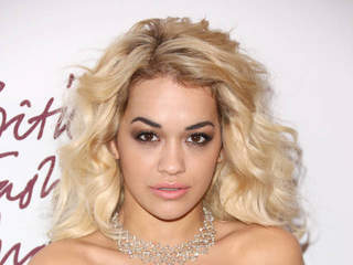 Propositions pour La grille mystere - Page 20 Rita_ora