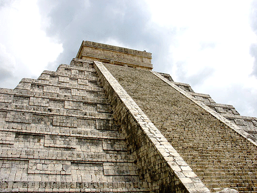 Fri 6 Jul 2018 - 18:10.MichaelManaloLazo. Aztec-pyramid-2