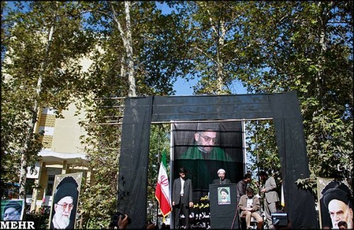 تشييع جثمان السيد عبدالعزيز الحكيم رحمه الله في طهران 1251396653