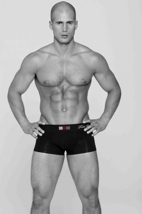 Todd Sanfield Todd-Sanfield-Hot-Underwear-Burbujas-De-Deseo-01-466x700