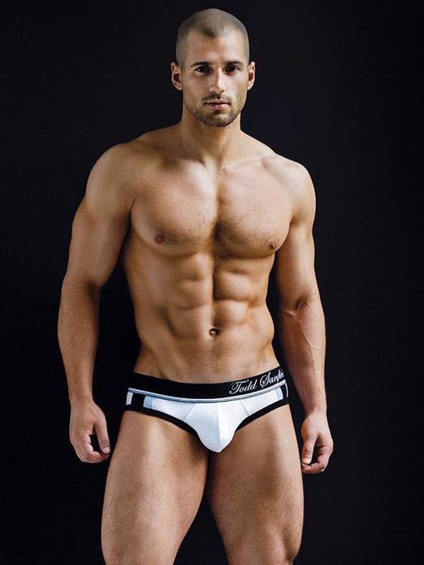 Todd Sanfield Todd-Sanfield-Hot-Masculinity-Burbujas-De-Deseo-02