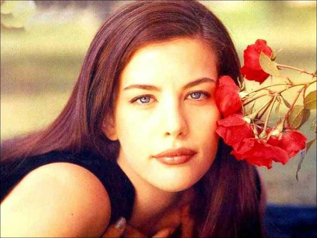 Najlepše žene sveta :D - Page 22 Liv-tyler-6