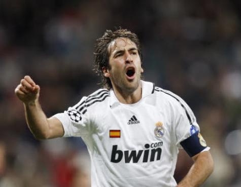  راؤول غونزاليس بلانكو قد يعود لاعباً للريال Real-madrid-raul