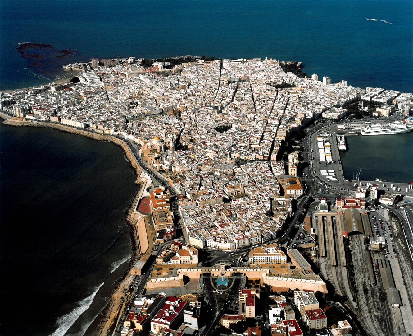 Curiosos pueblos de España situados en lugares sorprendentes Image_66660