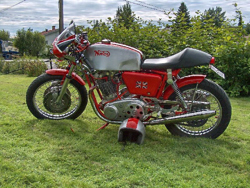 Norton 71rednorton750a